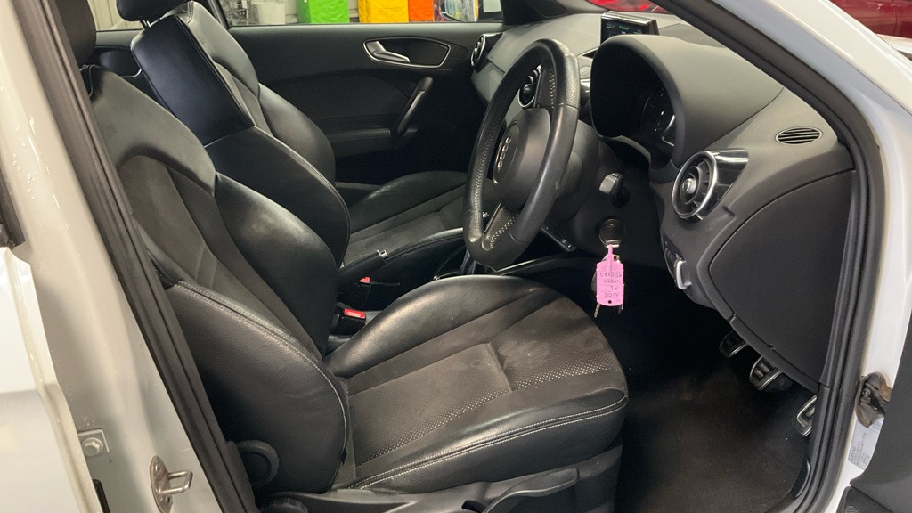 Used Audi A1 2017 for sale - 76221963: Photo 3