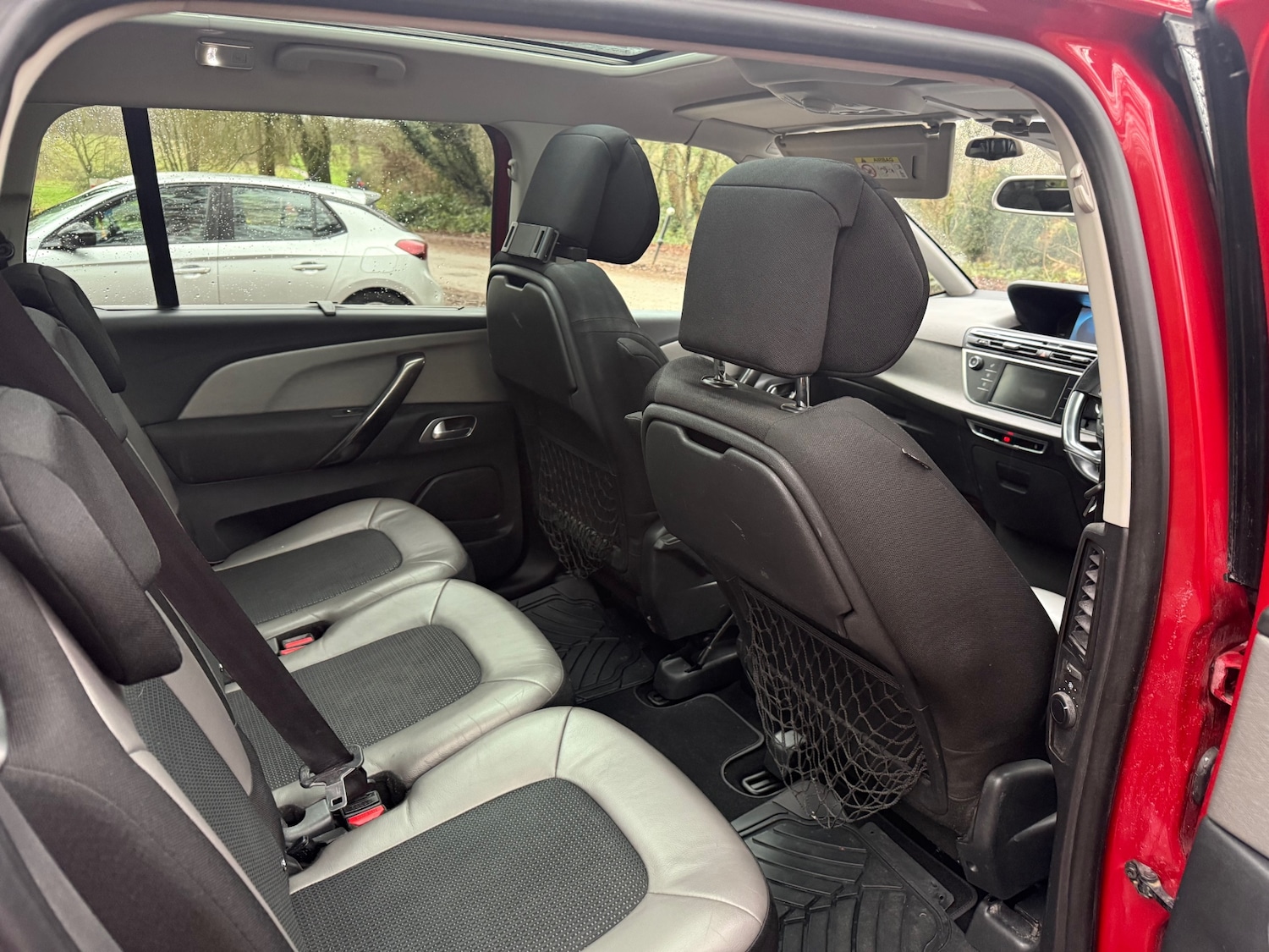 Used Citroen C4 Grand Picasso 2016 for sale - 76974111: Photo 30