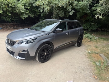 Used Peugeot 5008 2017 for sale - 79271853: Photo