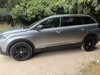 Used Peugeot 5008 2017 for sale - 79271853: Photo