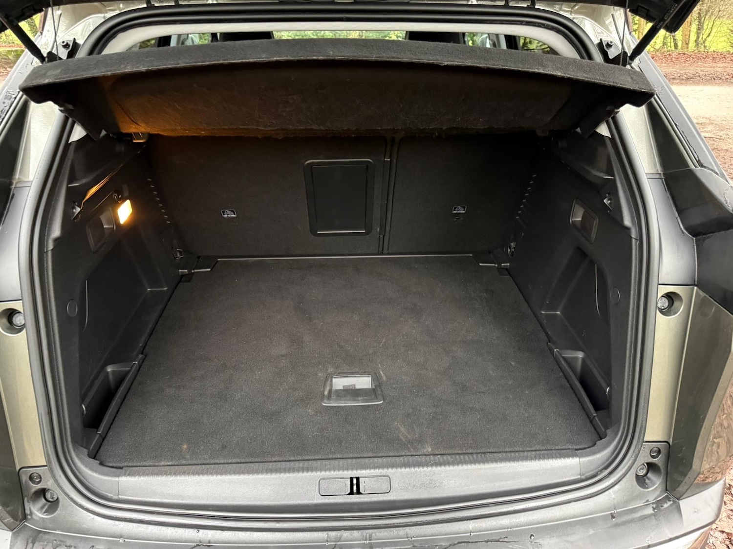 Used Peugeot 3008 2018 for sale - 77297955: Photo 16