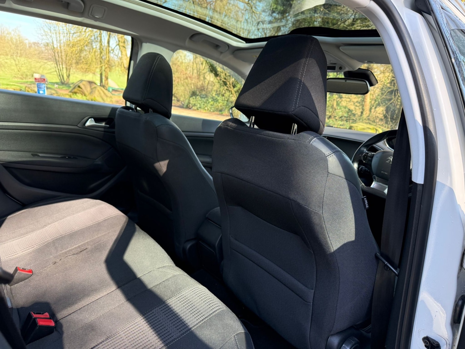 Used Peugeot 308 2017 for sale - 77932024: Photo 23