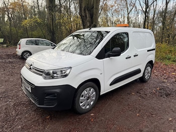Used Citroen Berlingo 2020 for sale - 76830464: Photo
