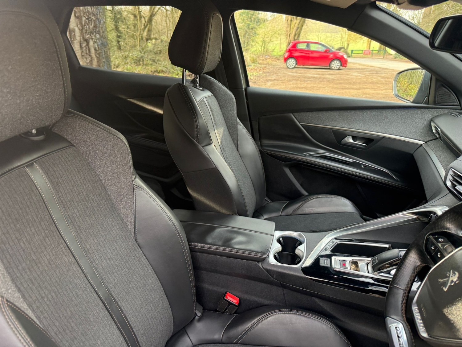 Used Peugeot 3008 2017 for sale - 77983772: Photo 22