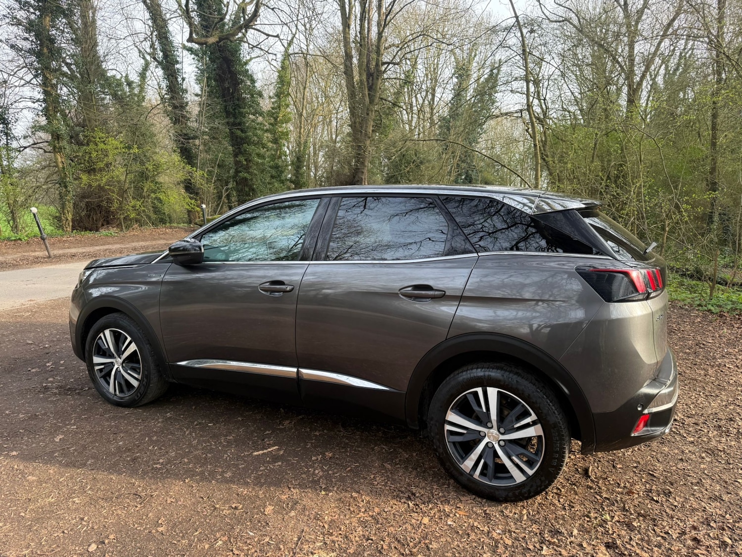 Used Peugeot 3008 2017 for sale - 77983772: Photo 8