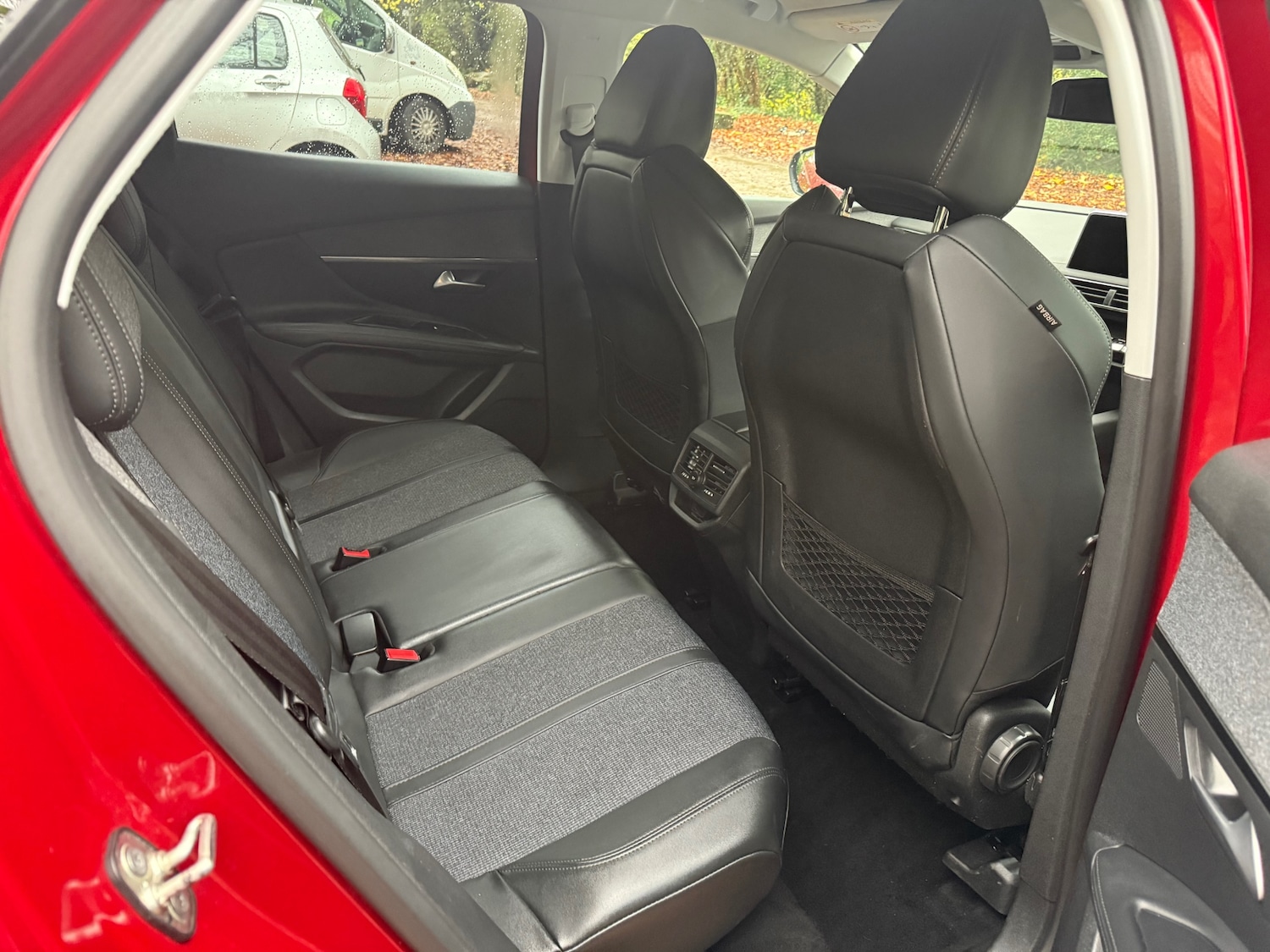 Used Peugeot 3008 2019 for sale - 76554490: Photo 24