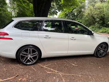 Used Peugeot 308 2017 for sale - 78801980: Photo