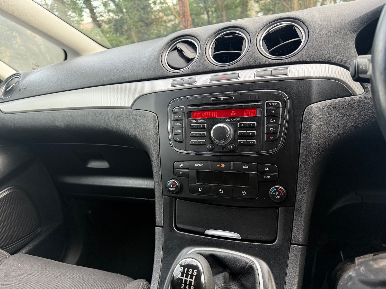 Used Ford S-Max 2014 for sale - 77196153: Photo 19