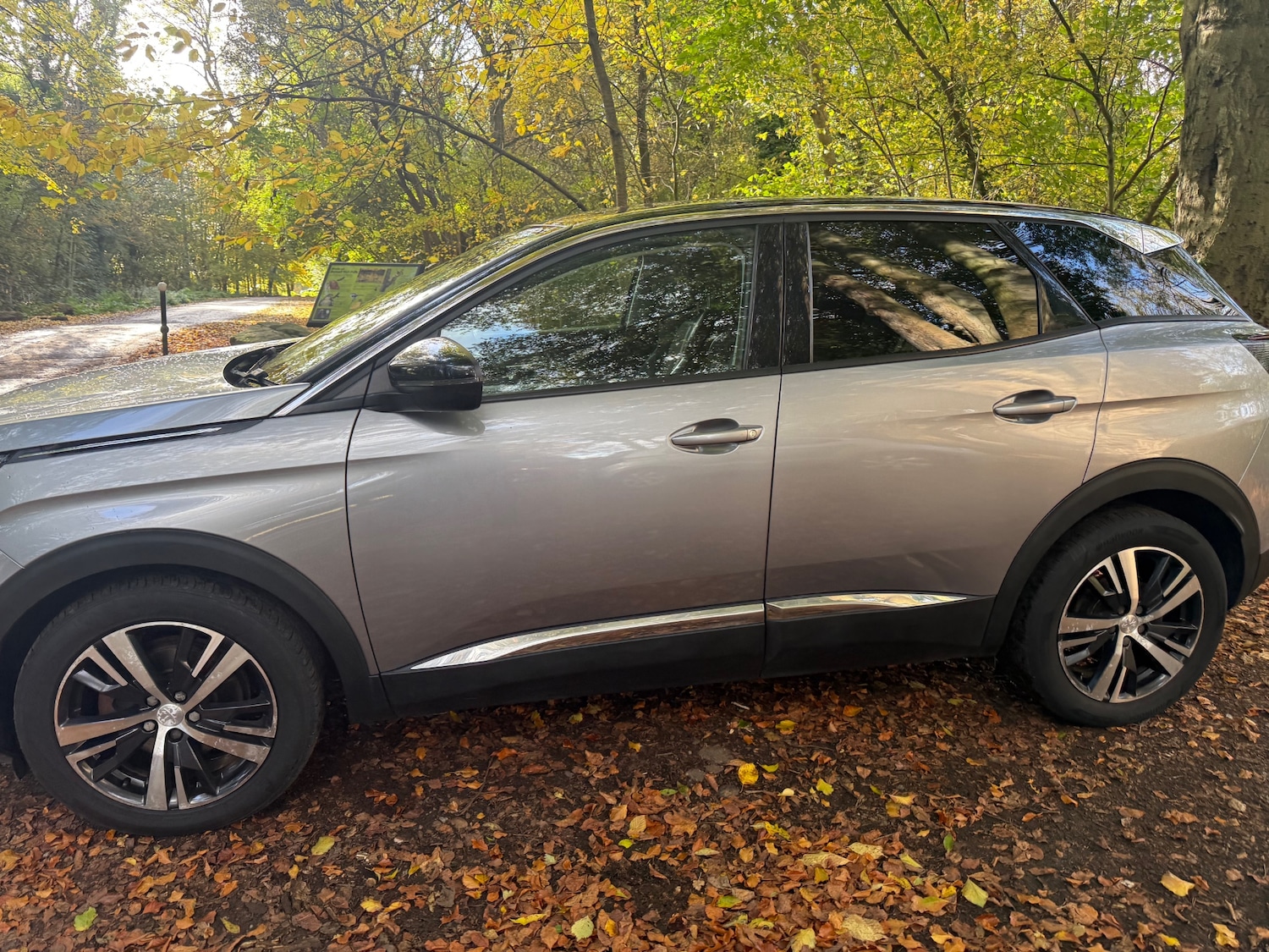 Used Peugeot 3008 2017 for sale - 76387427: Photo 5