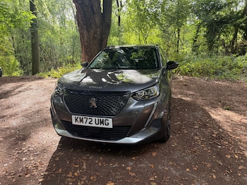 Used Peugeot 2008 2022 for sale - 75899670: Photo