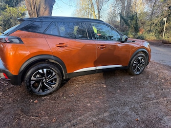 Used Peugeot 2008 2021 for sale - 76785404: Photo