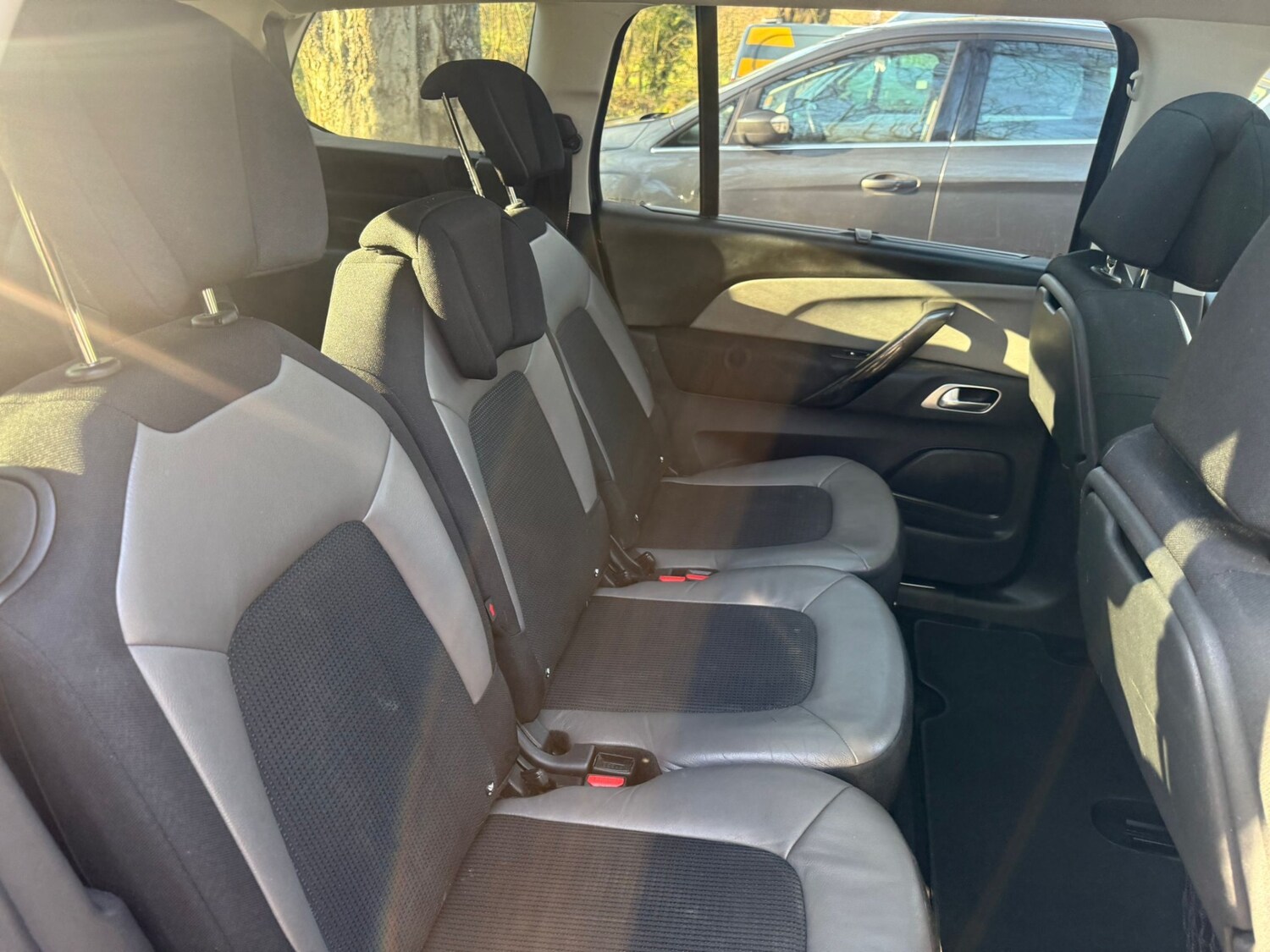 Used Citroen Grand C4 Picasso 2015 for sale - 77937325: Photo 22