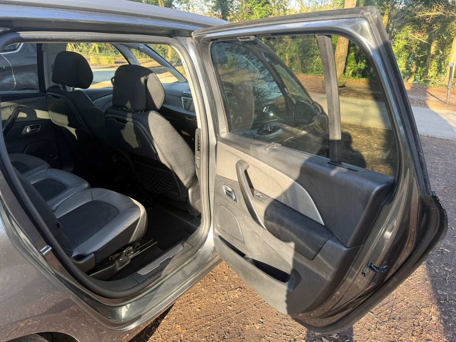 Used Citroen Grand C4 Picasso 2015 for sale - 77937325: Photo 28