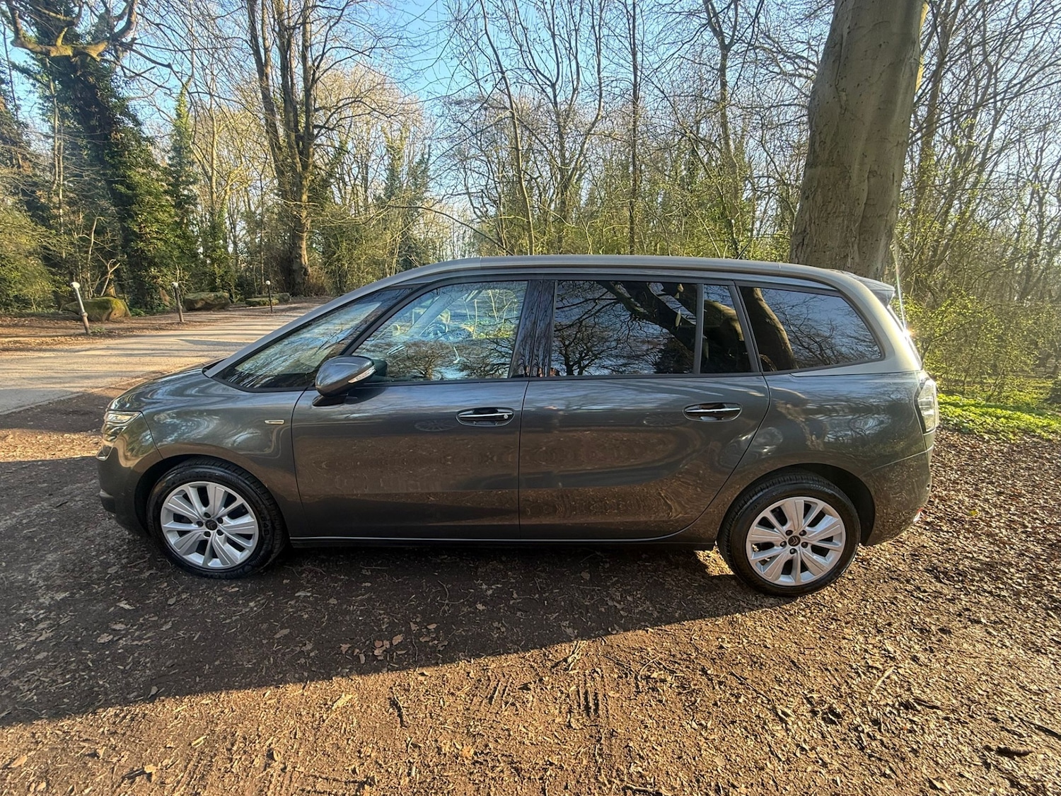 Used Citroen Grand C4 Picasso 2015 for sale - 77937325: Photo 4