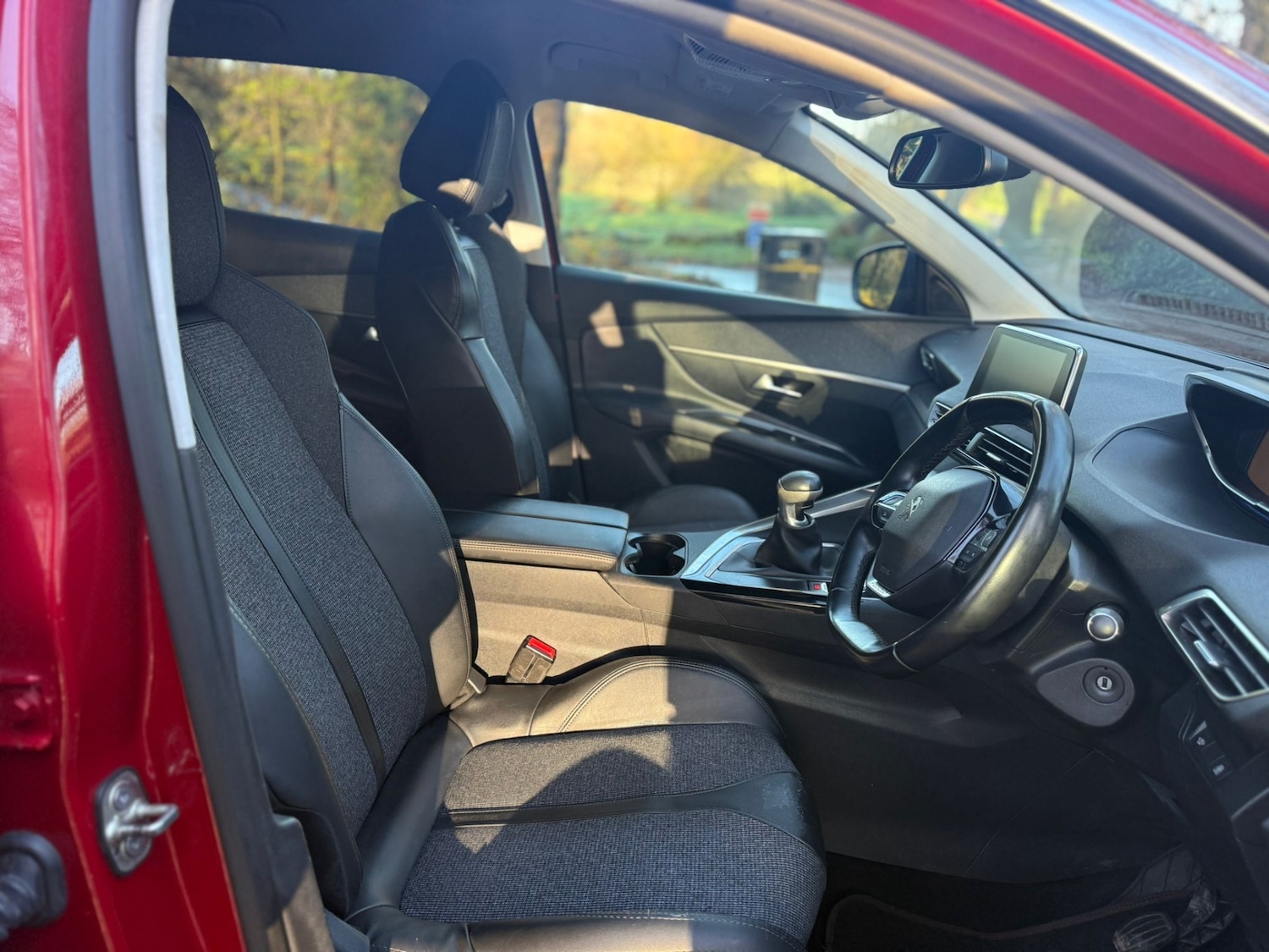 Used Peugeot 3008 2019 for sale - 76777232: Photo 25