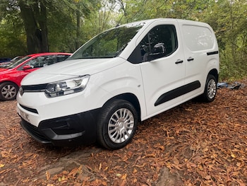 Used Toyota ProAce 2023 for sale - 76220326: Photo