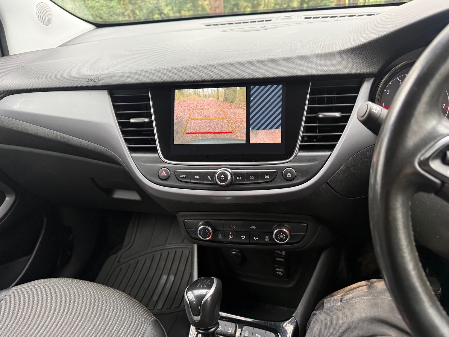 Used Vauxhall Crossland 2021 for sale - 77404856: Photo 19