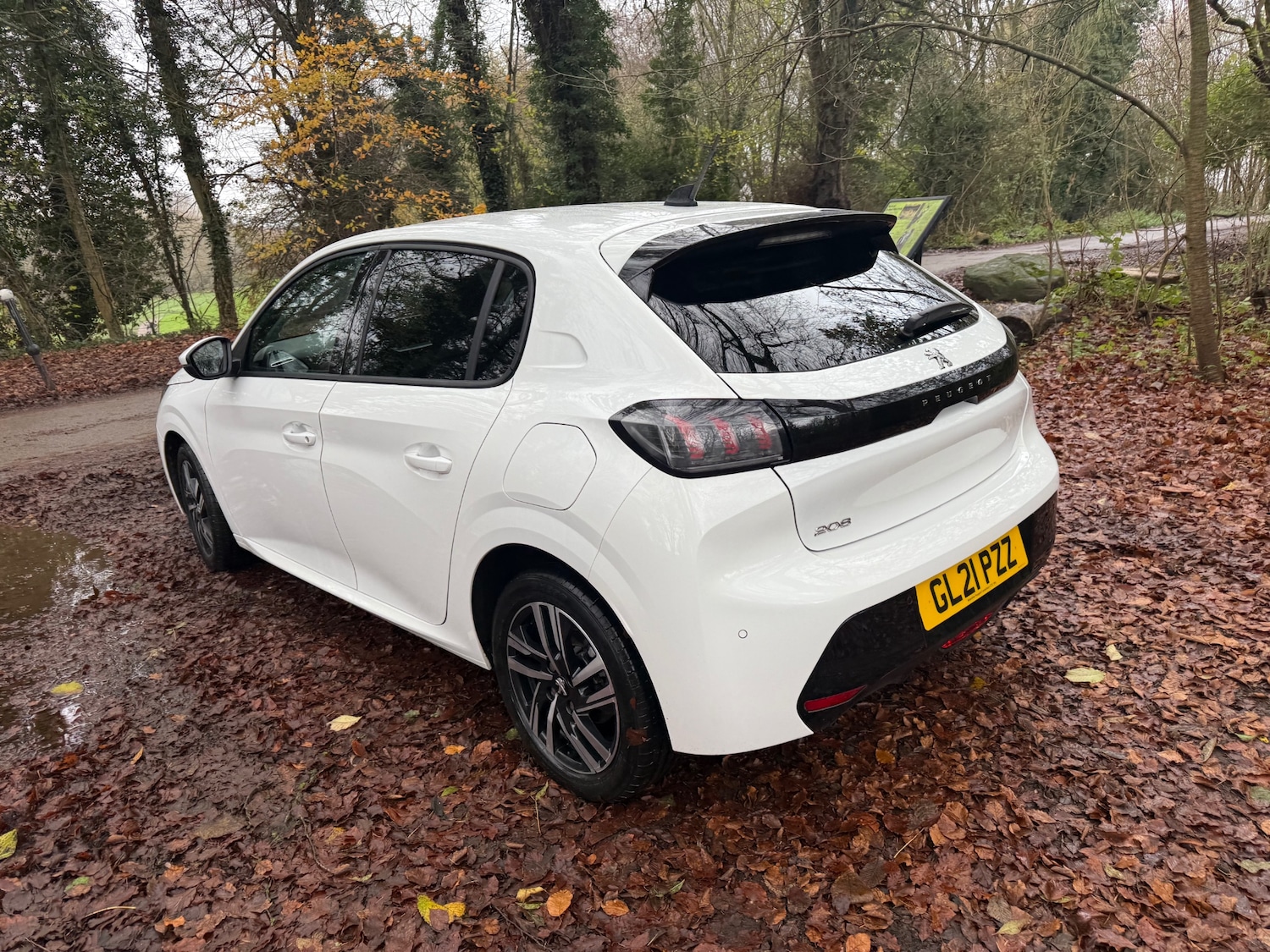 Used Peugeot 208 2021 for sale - 76682440: Photo 9