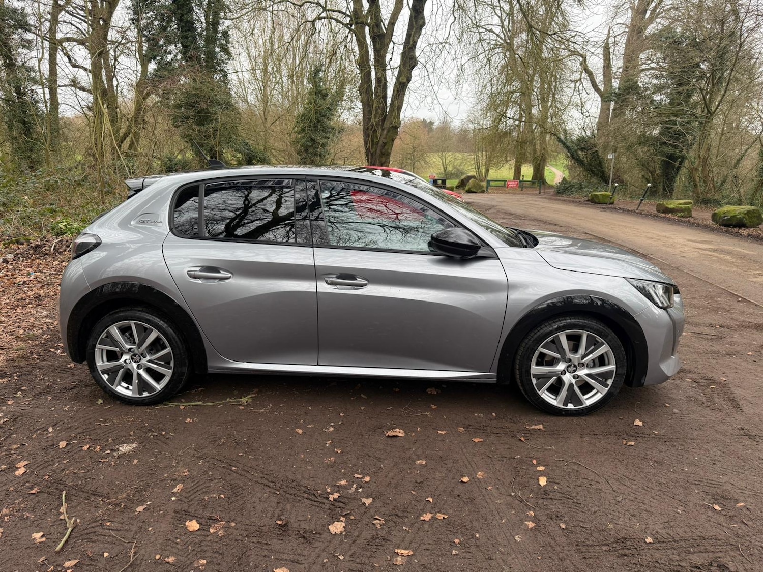 Used Peugeot 208 2020 for sale - 77676405: Photo 15