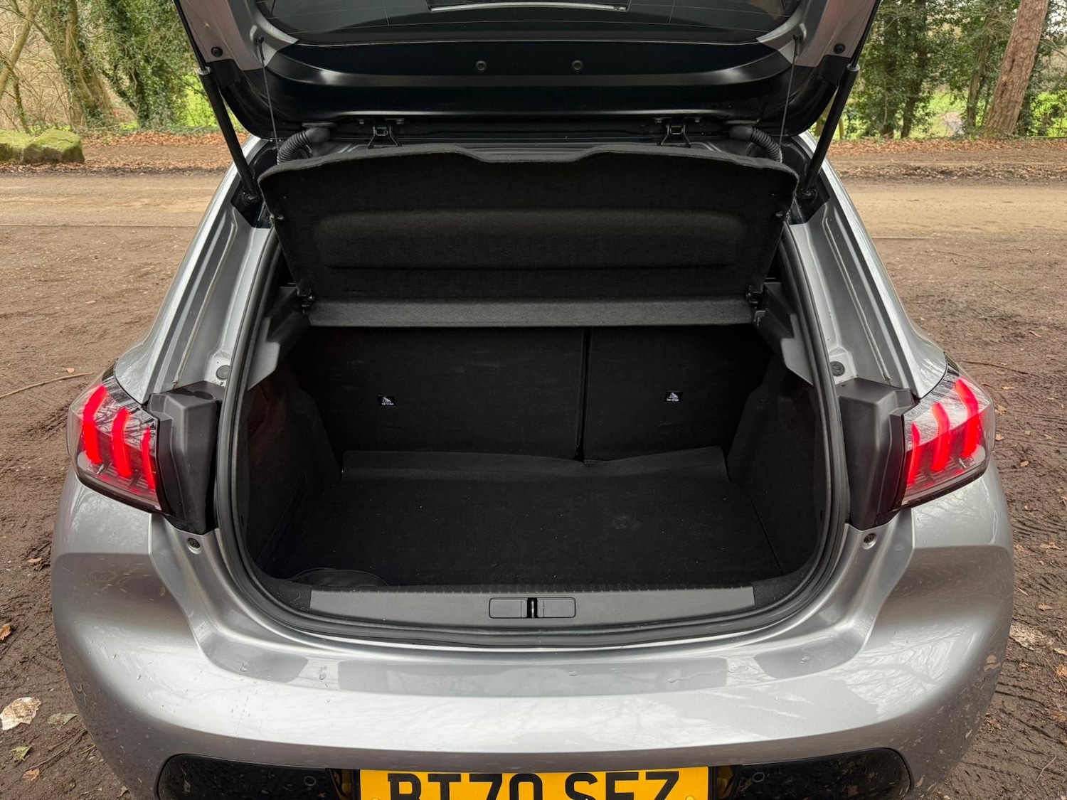 Used Peugeot 208 2020 for sale - 77676405: Photo 21