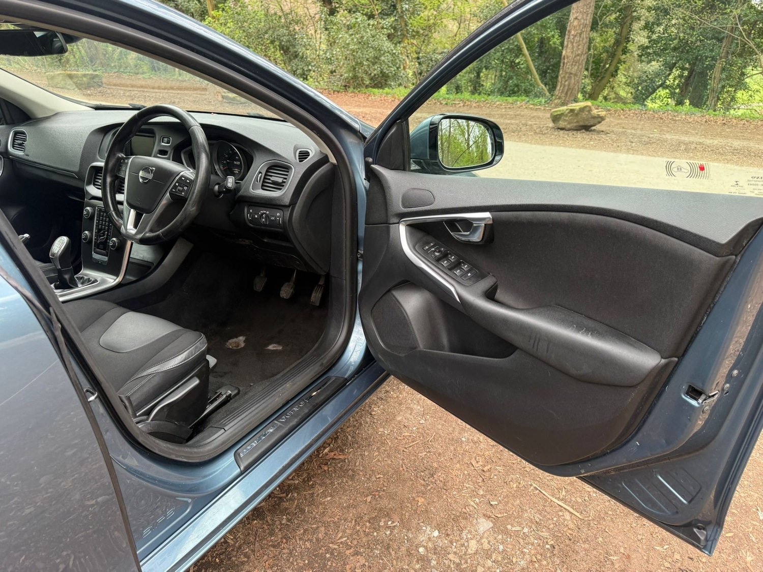 Used Volvo V40 2013 for sale - 78092917: Photo 14