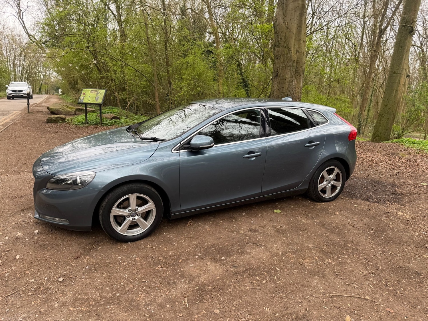 Used Volvo V40 2013 for sale - 78092917: Photo 21