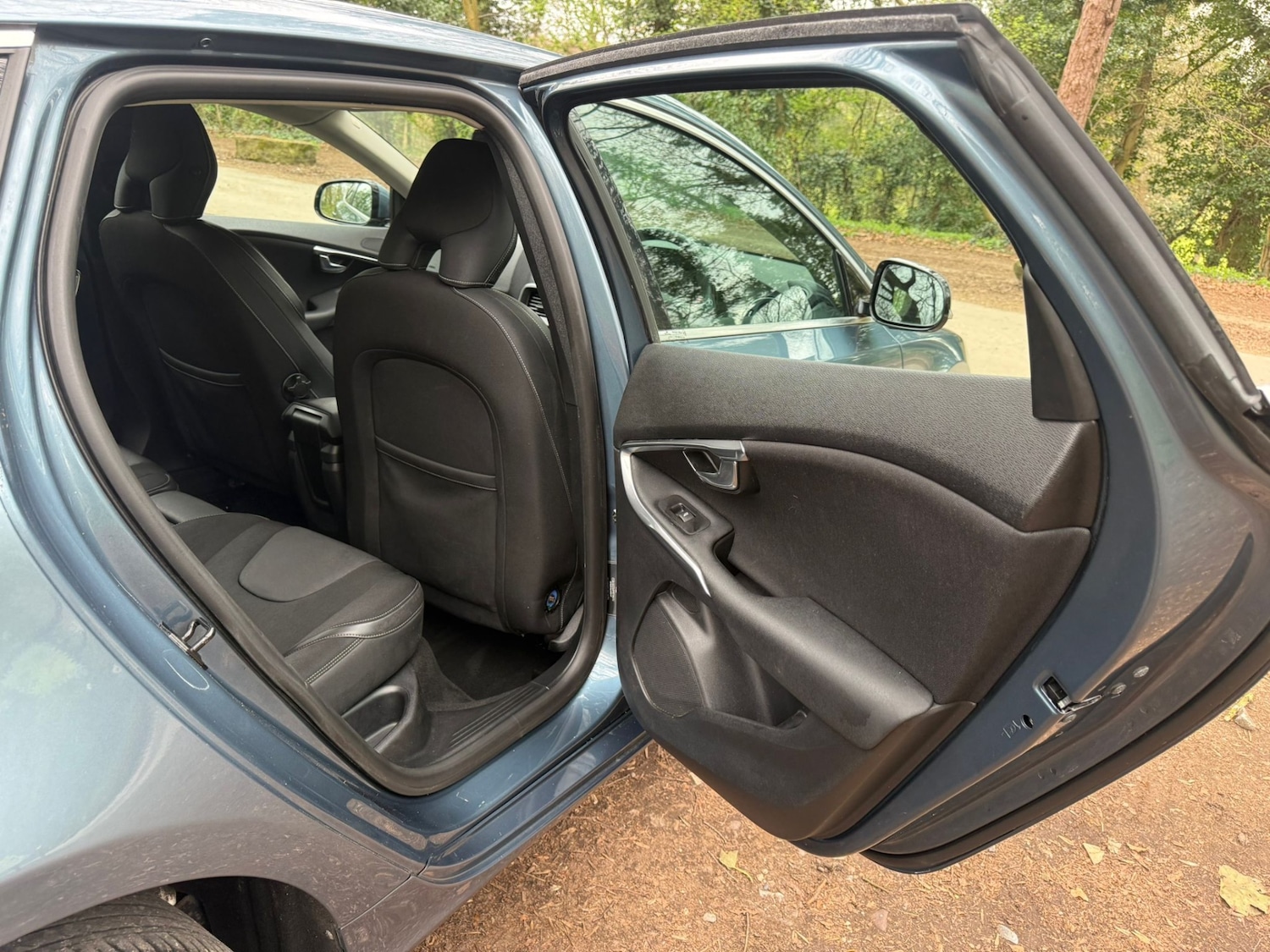 Used Volvo V40 2013 for sale - 78092917: Photo 8