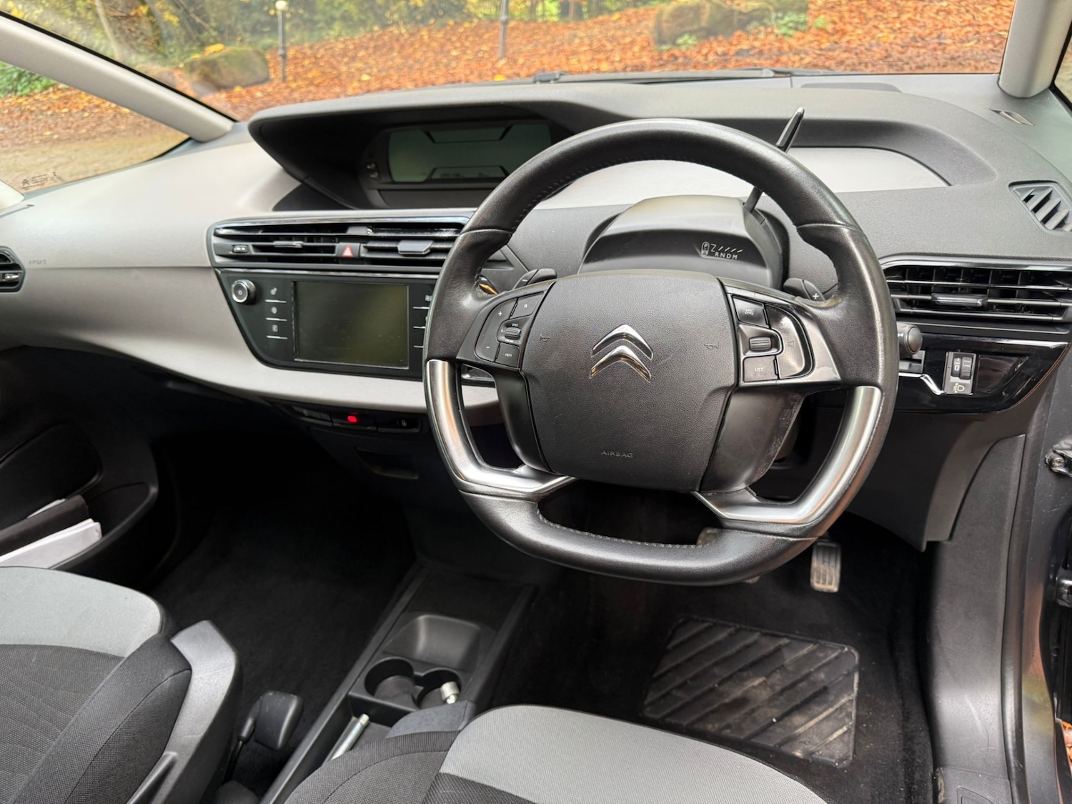 Used Citroen C4 Grand Picasso 2016 for sale - 76477740: Photo 24