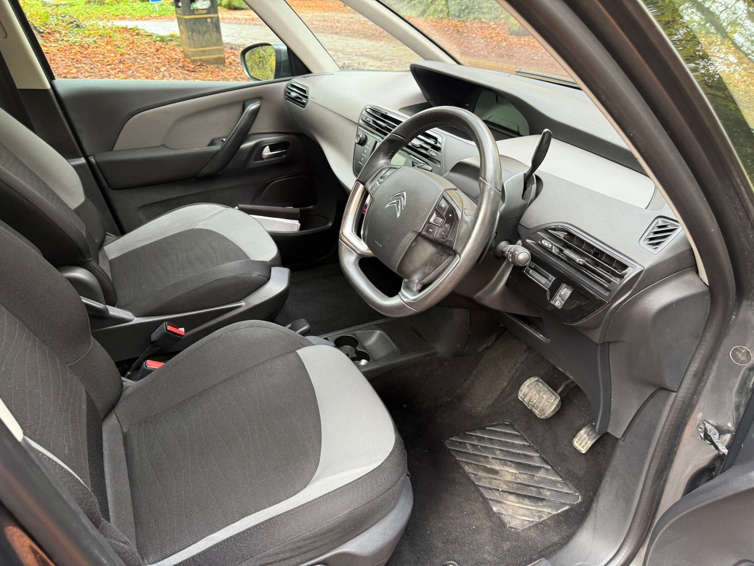 Used Citroen C4 Grand Picasso 2016 for sale - 76477740: Photo 31