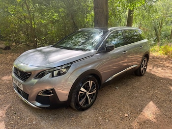 Used Peugeot 5008 2019 for sale - 79451540: Photo