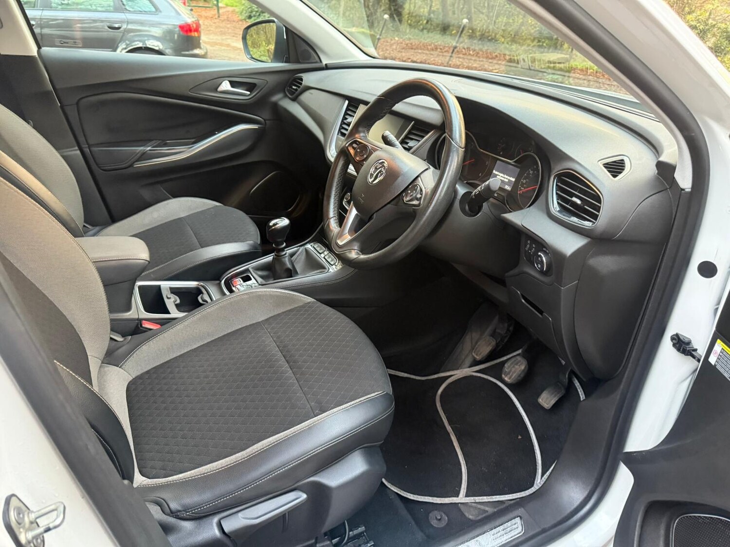 Used Vauxhall Grandland X 2018 for sale - 76618211: Photo 21