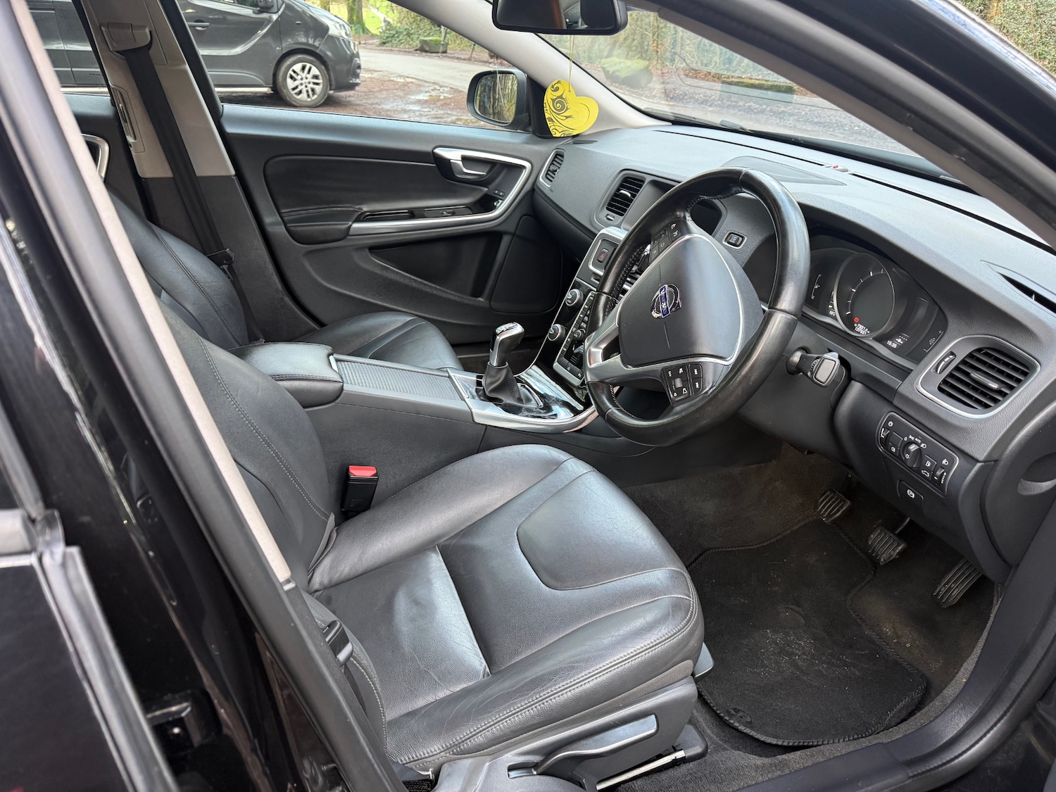 Used Volvo S60 2018 for sale - 77494991: Photo 18