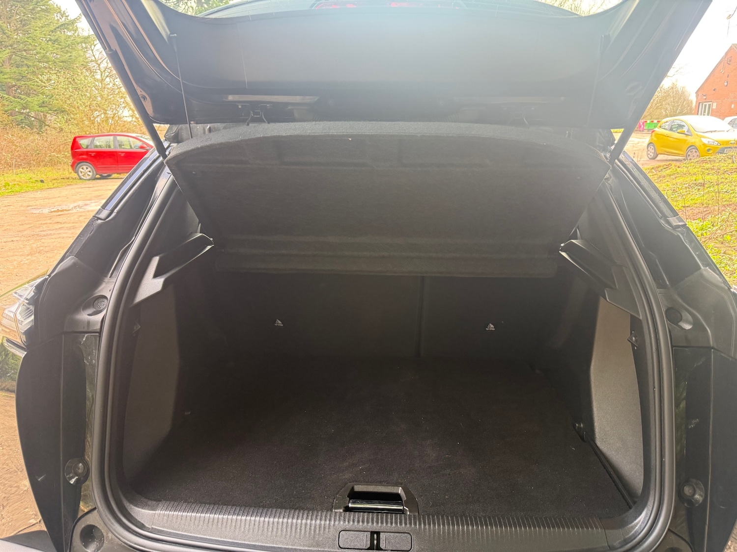 Used Peugeot 2008 2023 for sale - 77650976: Photo 29