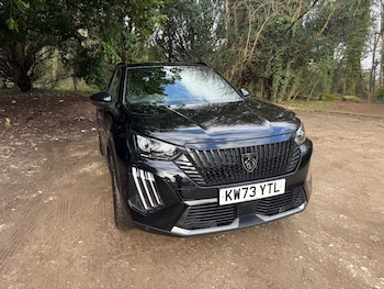 Used Peugeot 2008 2023 for sale - 77650976: Photo