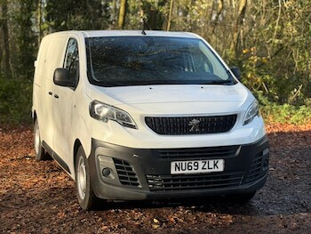 Used Peugeot Expert 2019 for sale - 76599399: Photo