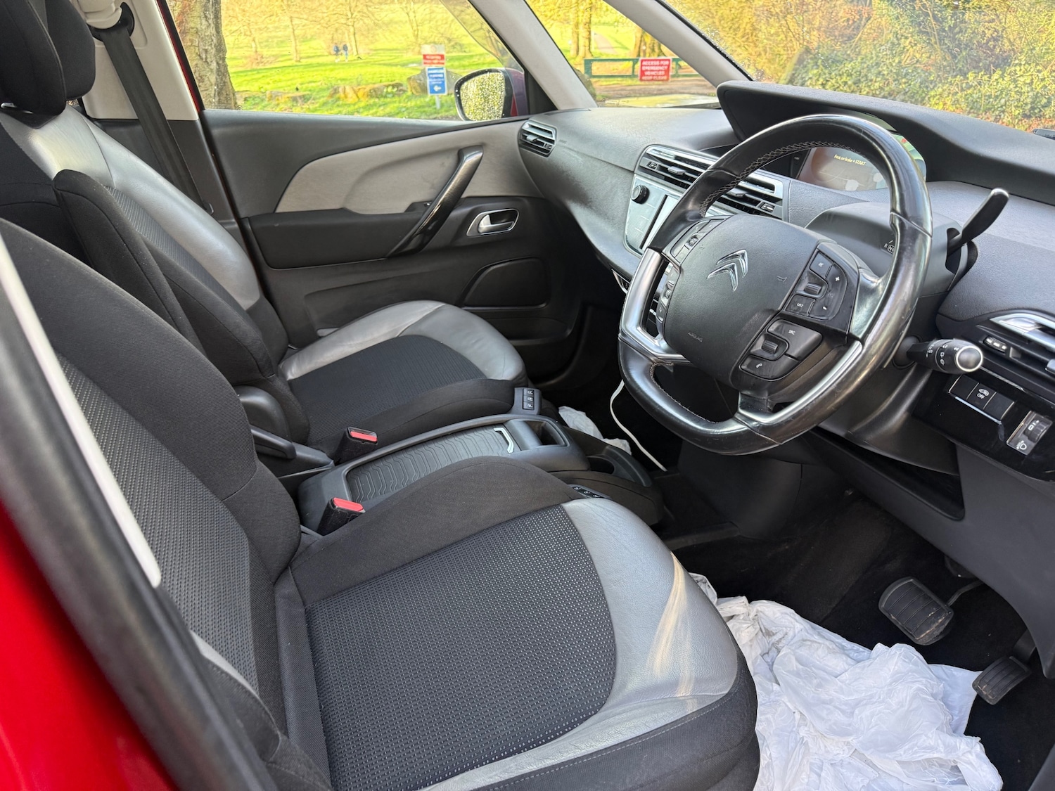 Used Citroen Grand C4 Picasso 2015 for sale - 78018253: Photo 25