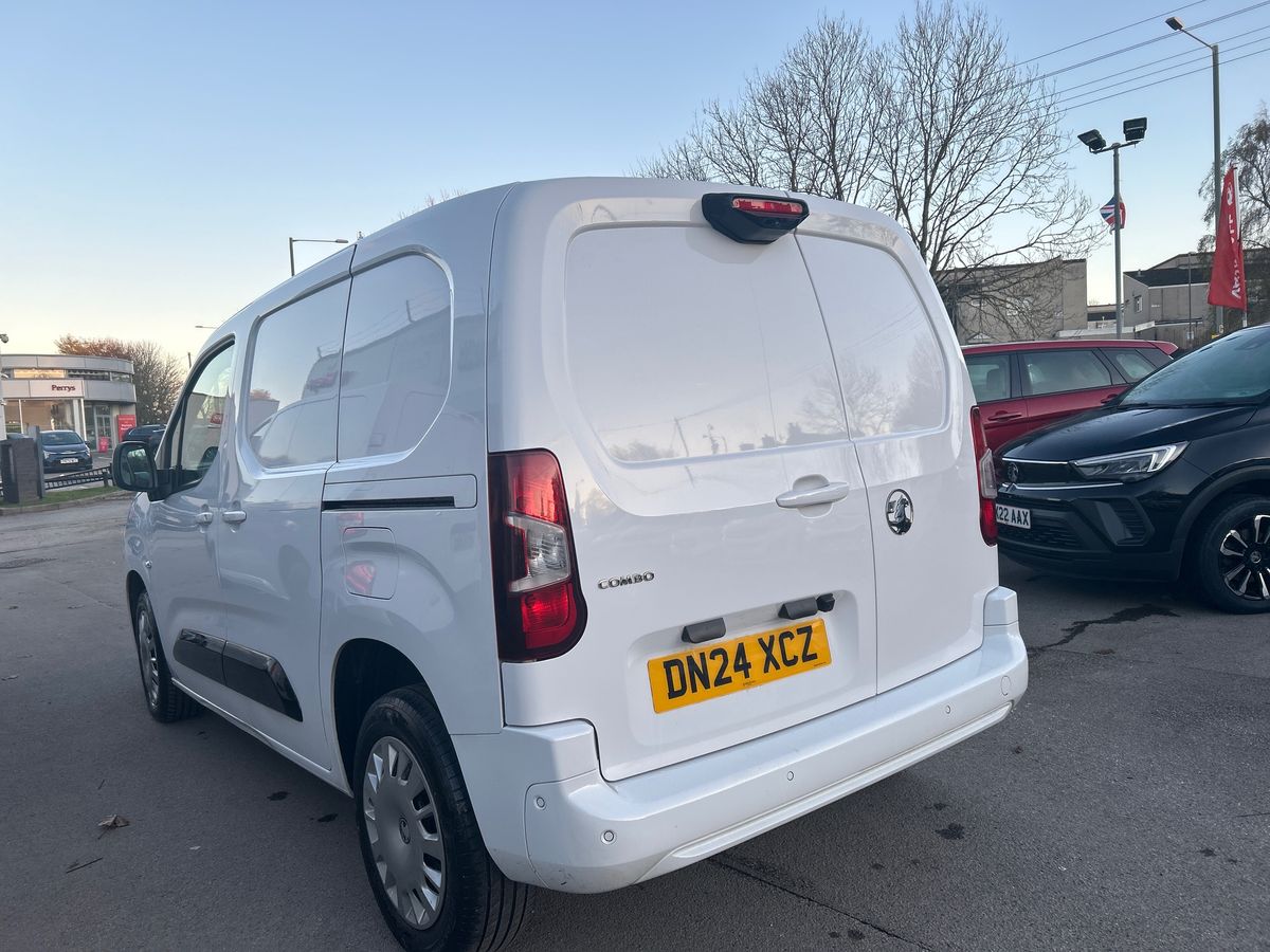 Used Vauxhall Combo 2024 for sale - 76542408: Photo 32
