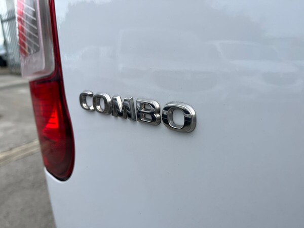Used Vauxhall Combo 2024 for sale - 76192287: Photo 30