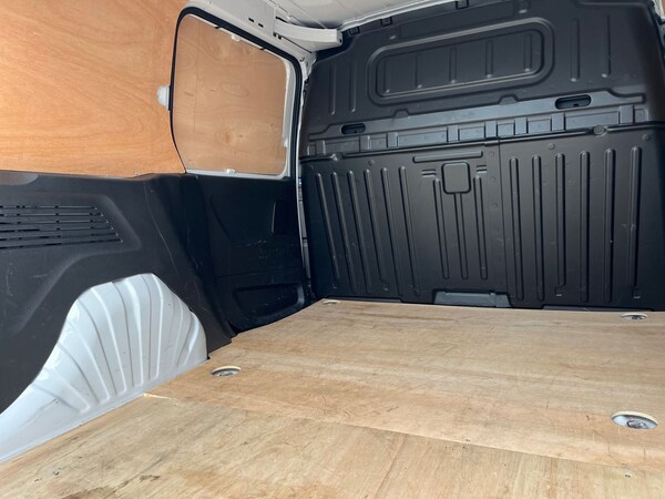 Used Vauxhall Combo 2024 for sale - 76192287: Photo 32