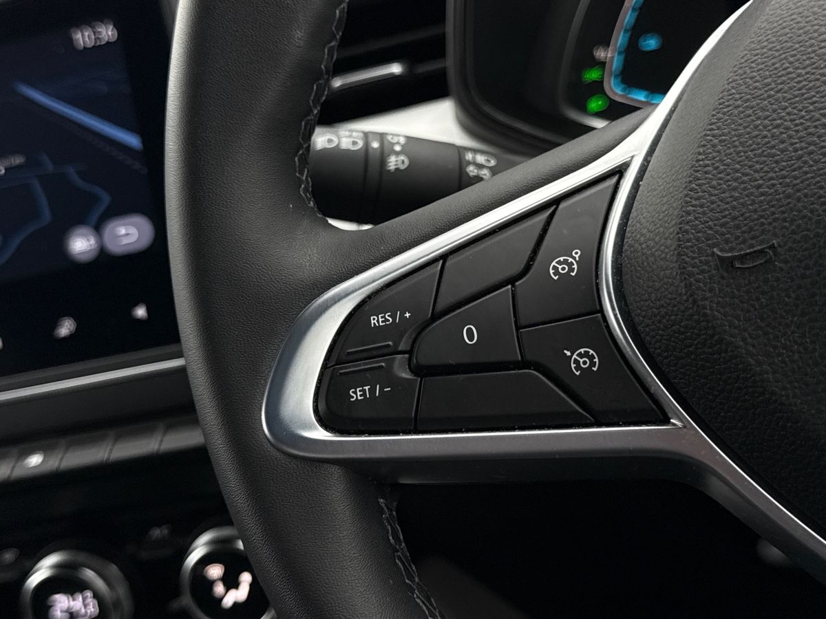 Used Renault Clio 2022 for sale - 76958047: Photo 16