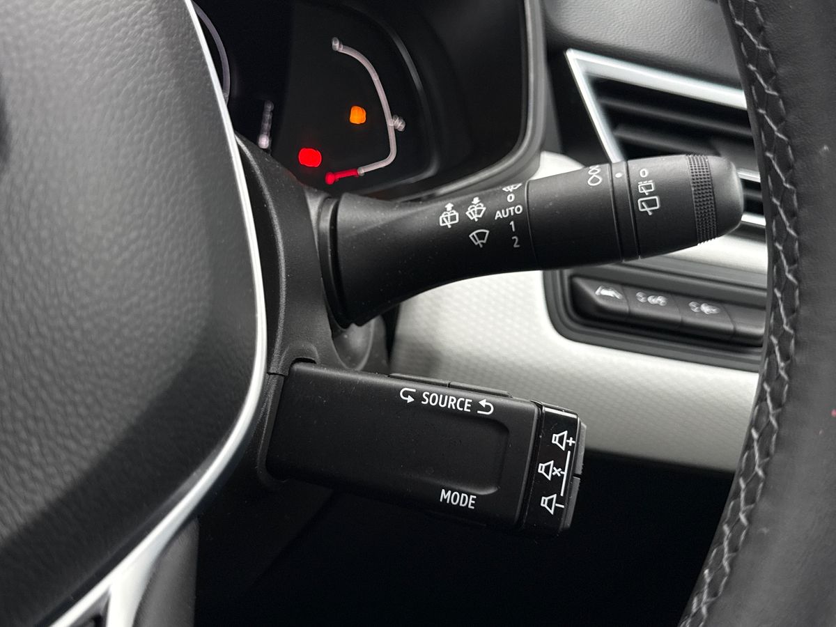 Used Renault Clio 2022 for sale - 76958047: Photo 28