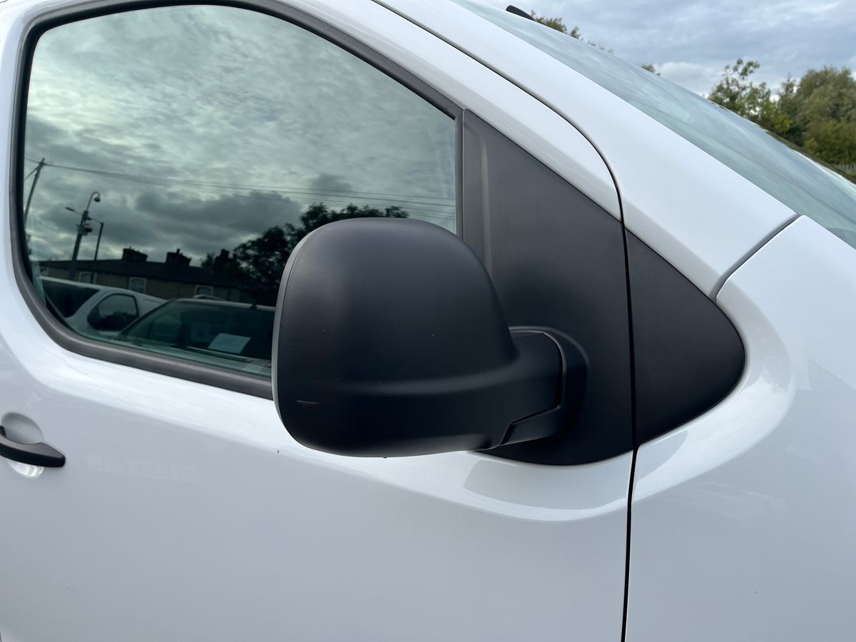 Used Vauxhall Vivaro 2022 for sale - 75996008: Photo 18