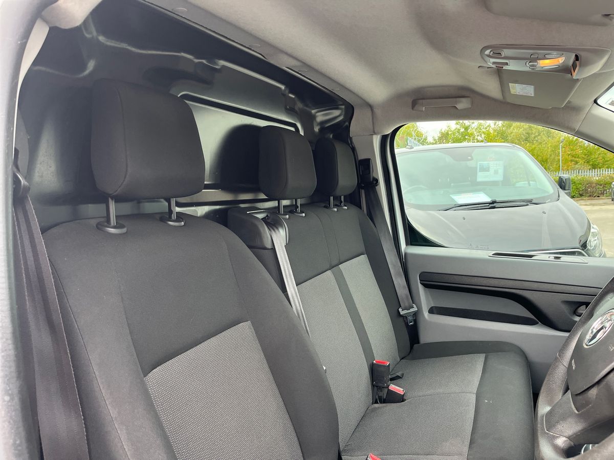 Used Vauxhall Vivaro 2022 for sale - 75996008: Photo 32