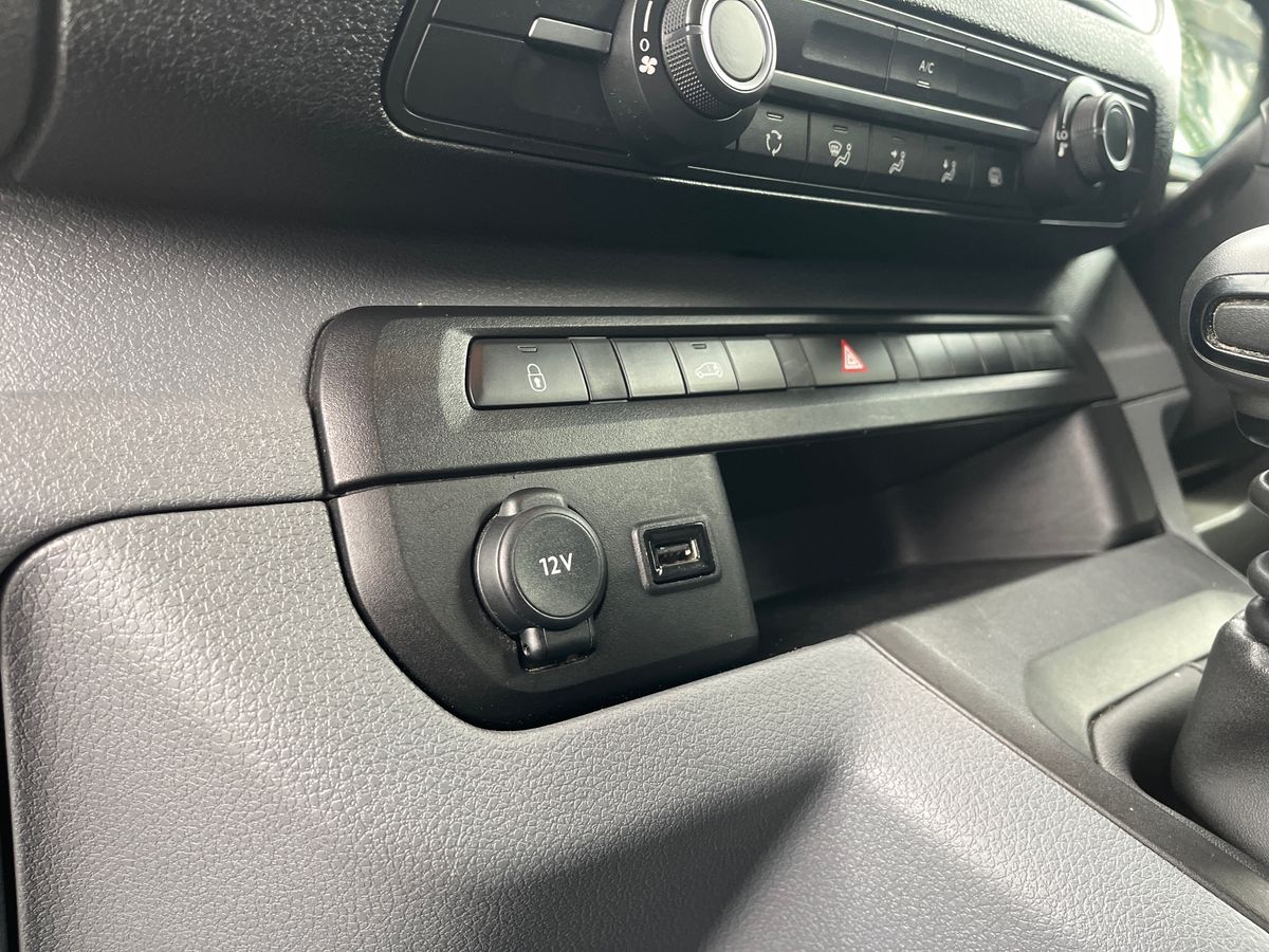 Used Vauxhall Vivaro 2022 for sale - 75996008: Photo 35