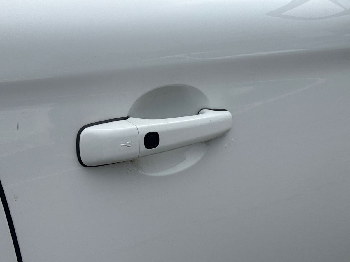 Used Volvo XC60 2017 for sale - 77113666: Photo 30