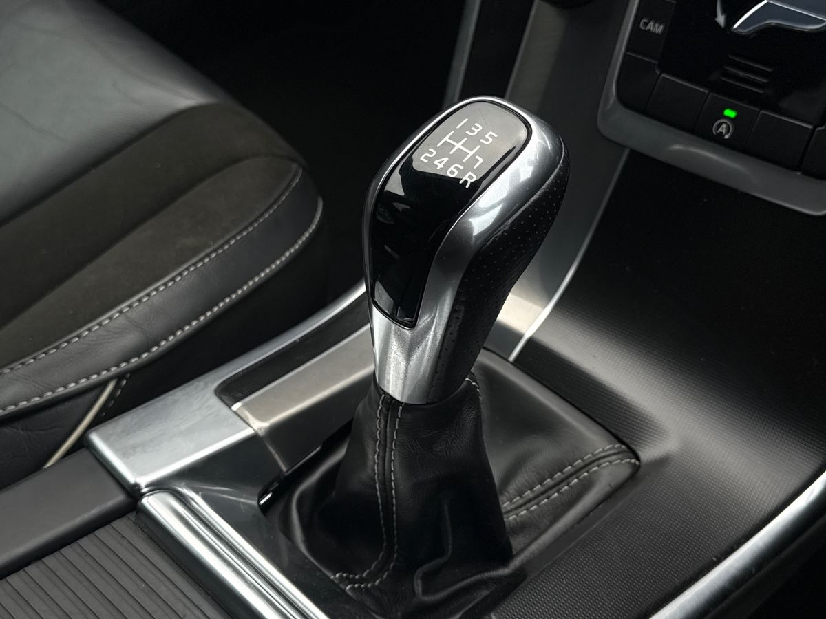 Used Volvo XC60 2017 for sale - 77113666: Photo 32