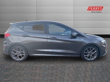 Used Ford Fiesta 2022 for sale - 76310907: Photo