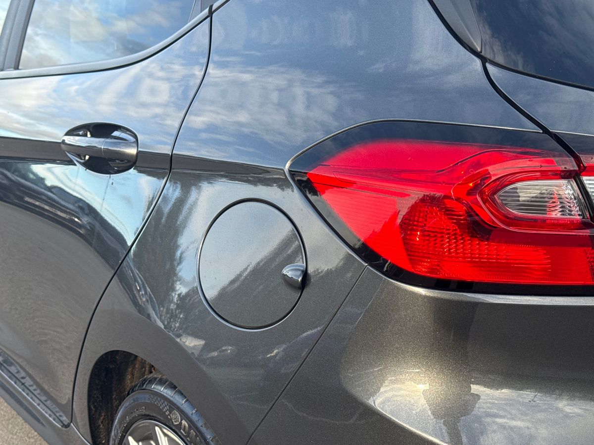 Used Ford Fiesta 2022 for sale - 76310907: Photo 45