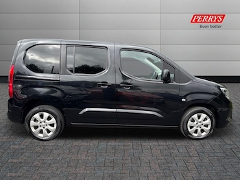 Used Vauxhall Combo Life 2022 for sale - 75480810: Photo