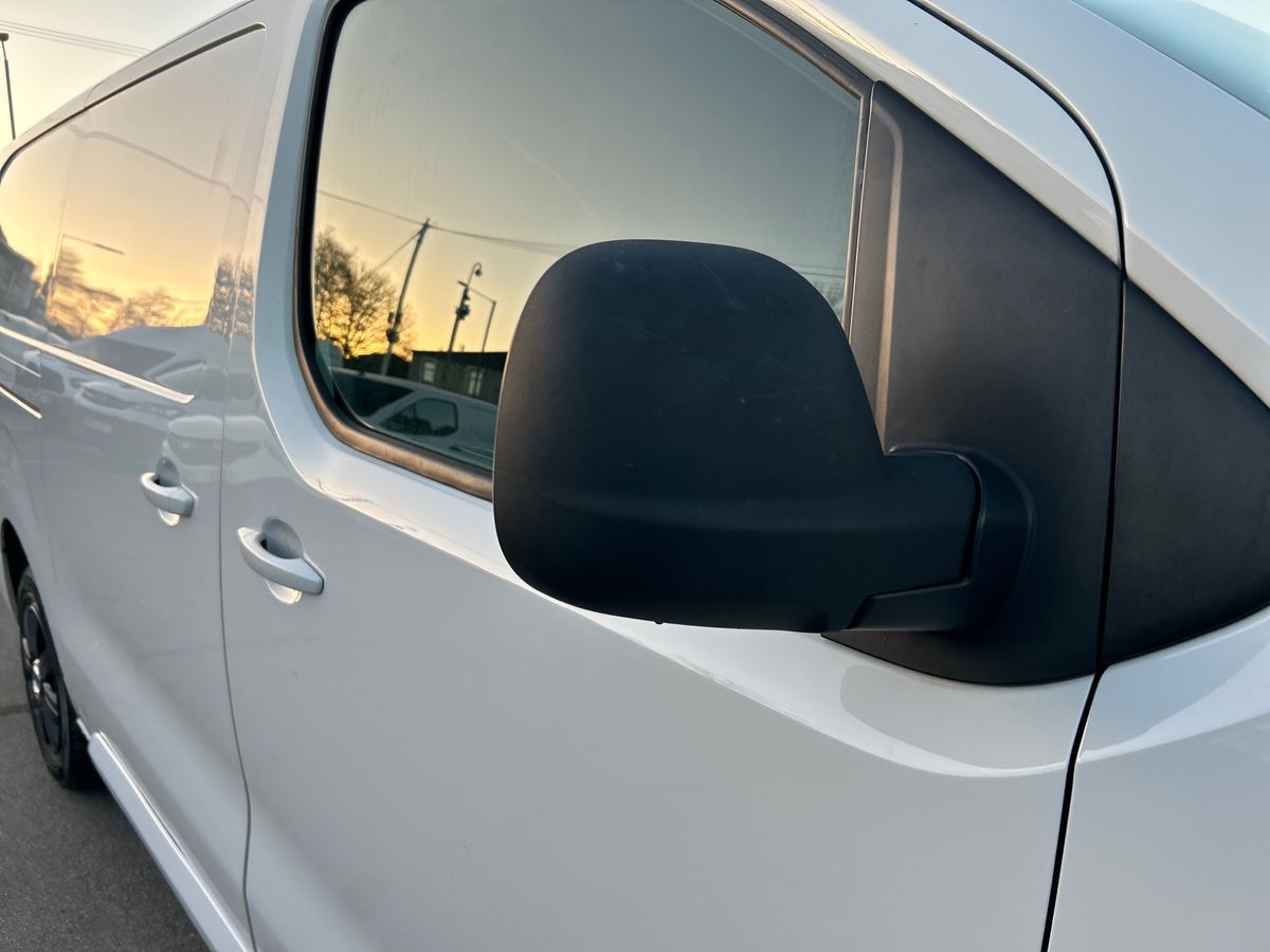 Used Vauxhall Vivaro 2022 for sale - 76542415: Photo 18